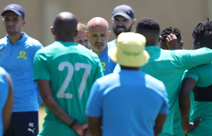 Gomolemo Kekana: Mamelodi Sundowns Potential Replacement for Tebogo Mokoena